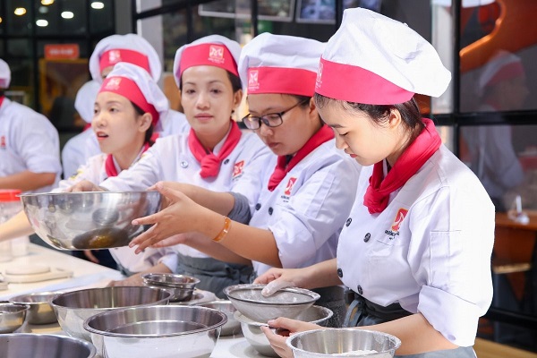 hoc-vien-thuc-hanh-tren-lop