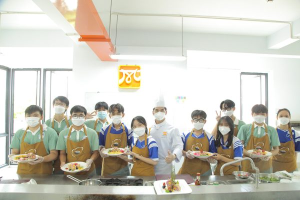 see-nghe-thpt-nguyen-tung-truc-rach-gia-09