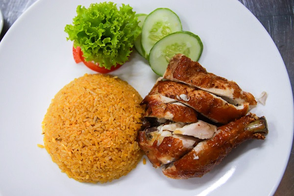com-ga-xoi-mo cơm gà xối mỡ