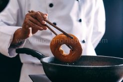 học kỹ thuật chiên bánh