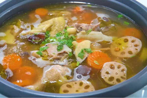 cách làm lẩu gà thuốc bắc