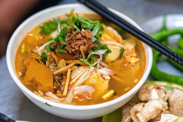 hoc-lam-bun-cha-ca-da-nang học làm bún chả cá đà nẵng