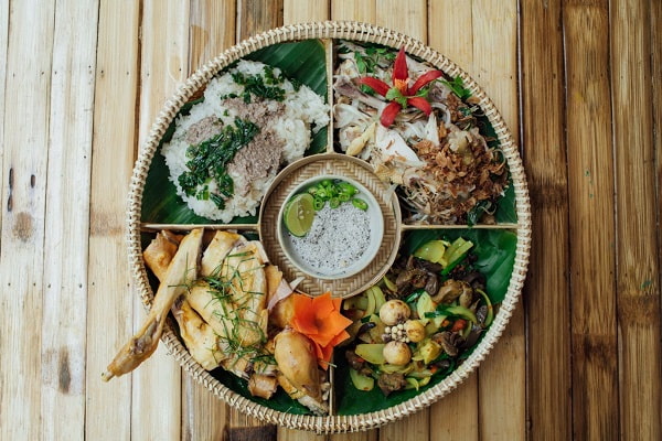 hoc-lam-xoi-ga-len-mam học làm xôi gà lên mâm