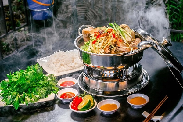 hoc-nau-lau-de-mien-nam học nấu lẩu dê miền nam